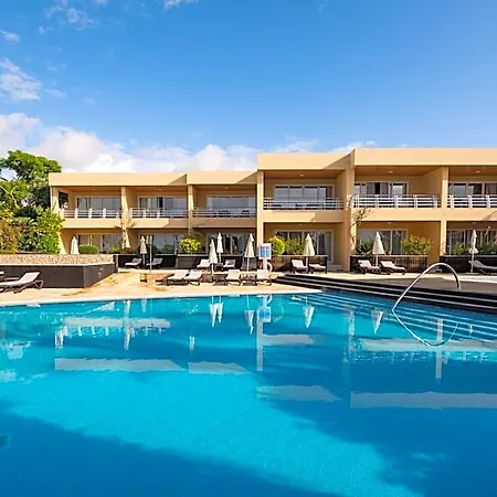 Luz Hotel 4*